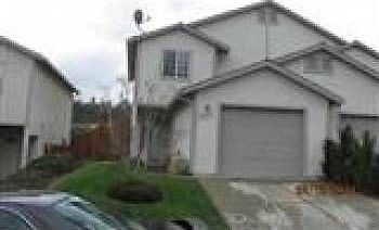 1st image of 3025 Courtside Dr