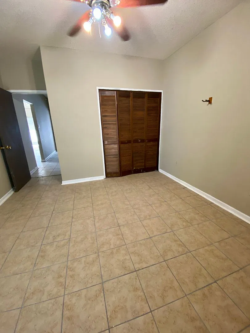 Must See 2 bedroom 2 bath Garden Home Duplex Brightside View Near LSU Available NOW! — Photo 3