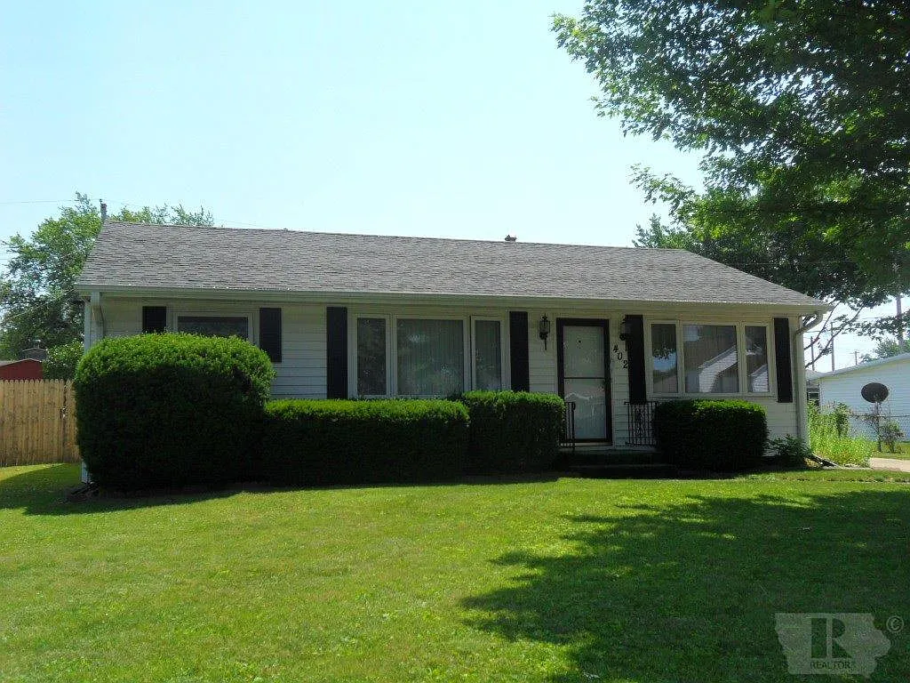 402 Cottage Grove Ave photo 1