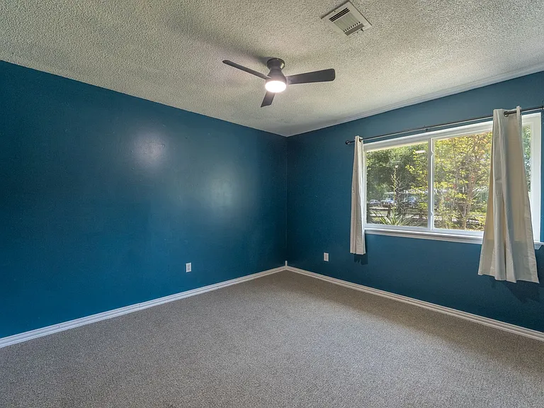 501 Calhoun Dr — Photo 13