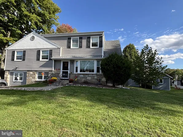 121 Clayton Rd, Hatboro, PA 19040