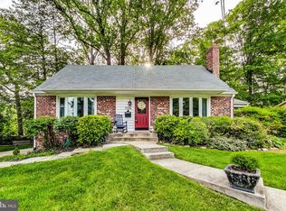 5504 Kempton Dr, Springfield, VA 22151