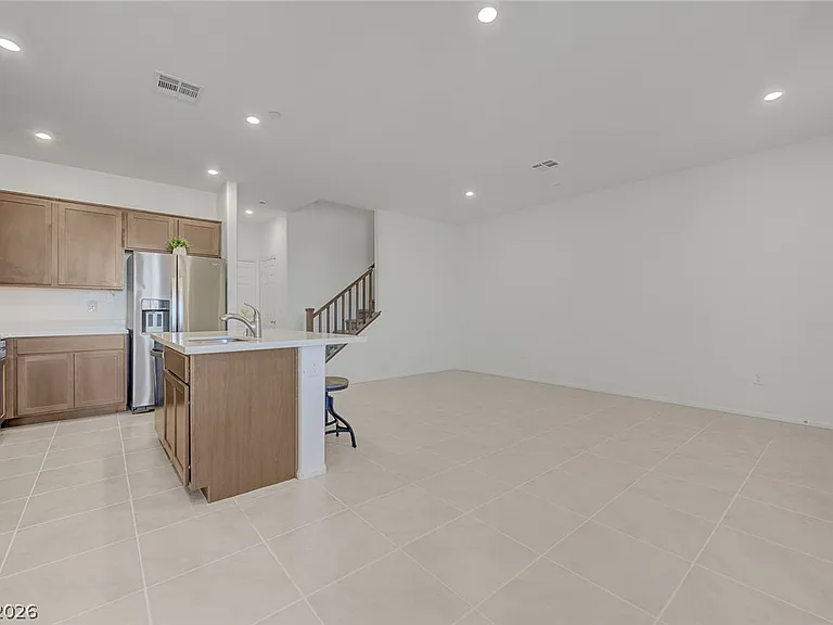 909 Kyanite Ln — Photo 13