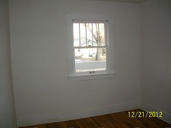 5th image of 917 Jackson St