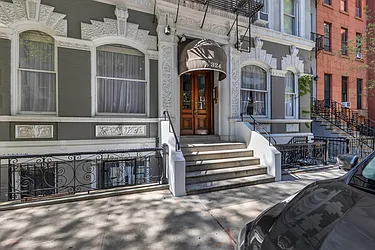 324 East 50th Street