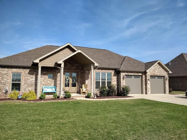 208 Wynchase Dr E, Muscle Shoals, AL 35661