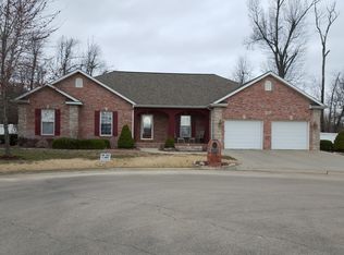 102 Whitman St, DEXTER, MO 63841
