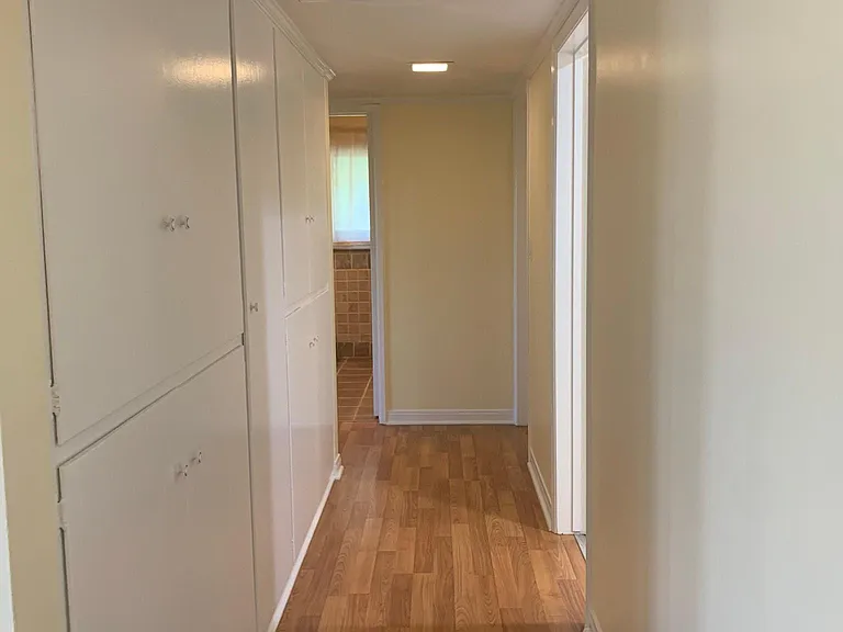 2023 Karen St — Photo 16