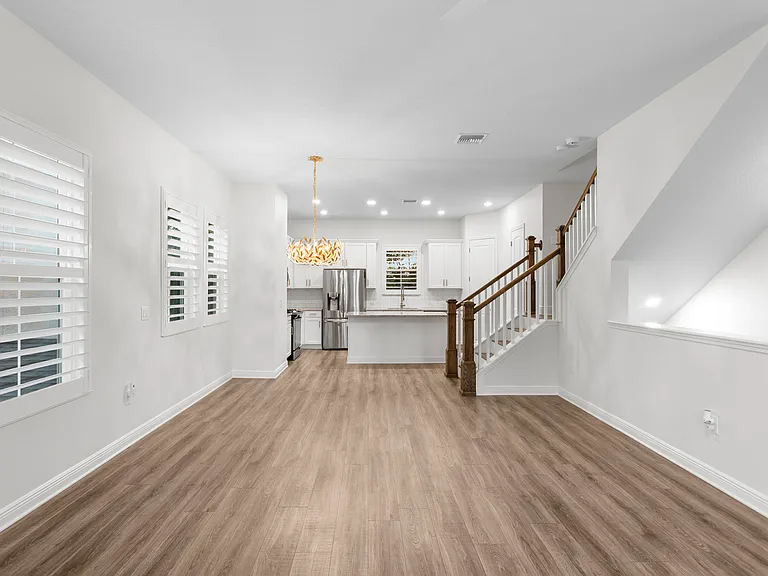 3803 W Cleveland St — Photo 15