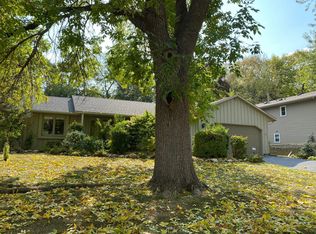 1713 138th St W, Burnsville, MN 55337