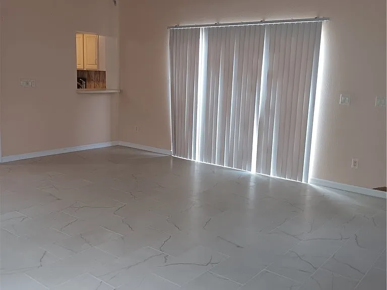 451 Marsh Ave #B — Photo 3