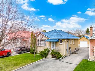 82 Macdonald St, Toronto, ON M8V1Y4