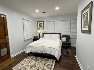 5003 Barnaby Ln #4, Oxon Hill, MD 20745