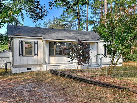 3rd image of 2349 Henry Cir