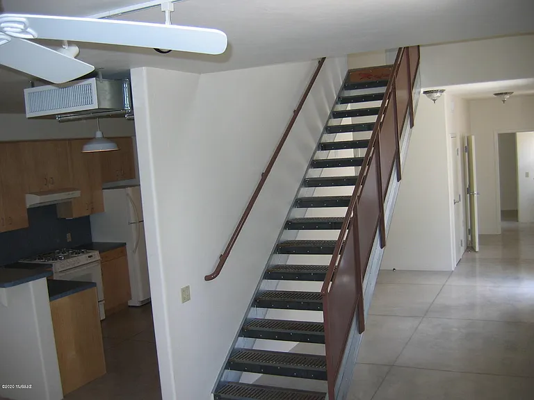 3314 N Fremont Ave — Photo 17