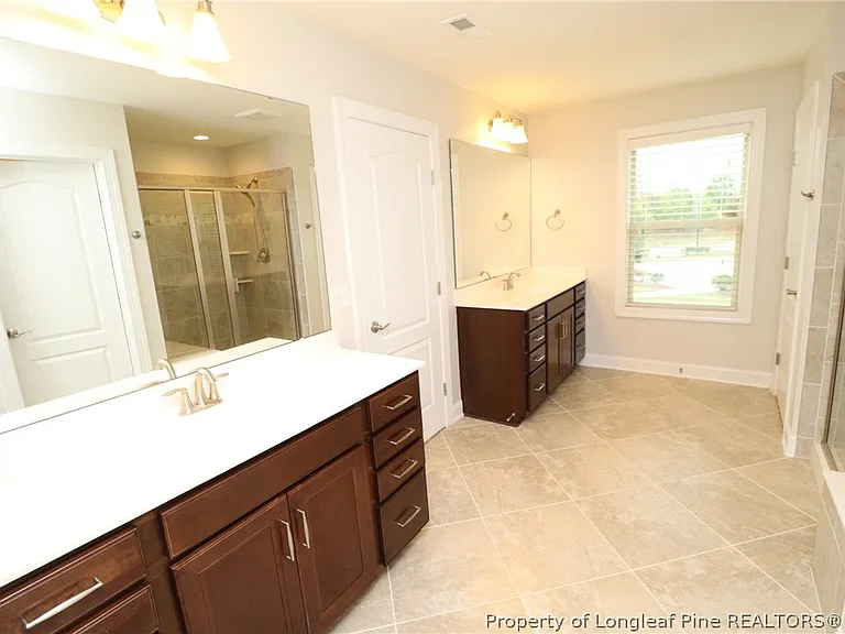 410 Boscawen Ln — Photo 25