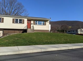 70 Phillips St, Beacon, NY 12508