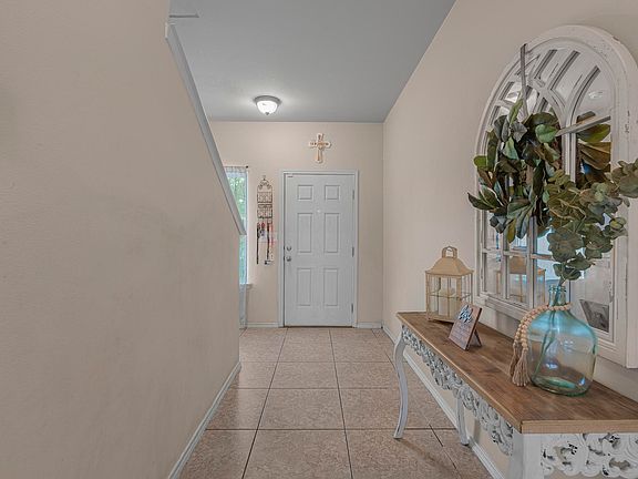 5th image of 6114 Servando Dr
