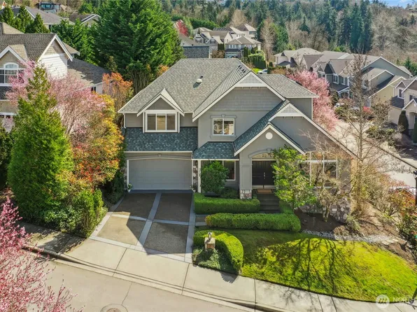 13705 SE 75th Street, Newcastle, WA 98059