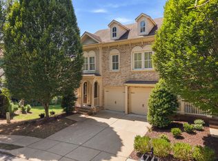 1544 Hampshire Pl, Thompsons Station, TN 37179