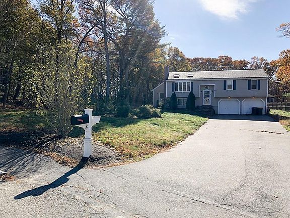 2nd image of 8 Hemlock Ln