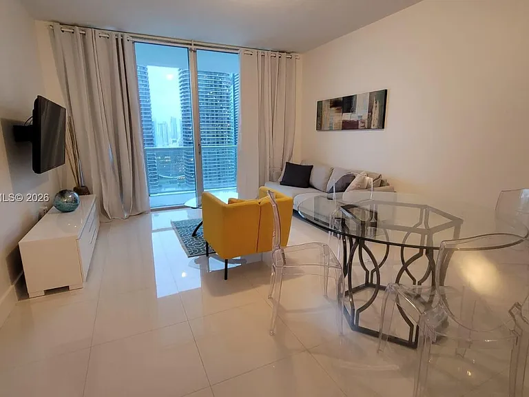 1111 SW 1st Ave #3121 — Photo 3