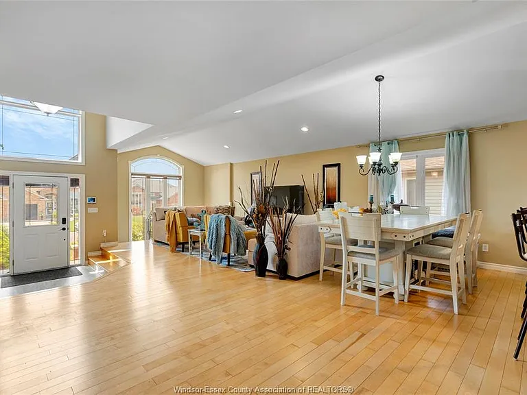 80 Whelan Dr #MAIN — Photo 5