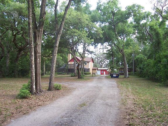 5th image of 37544 Tucker Rd