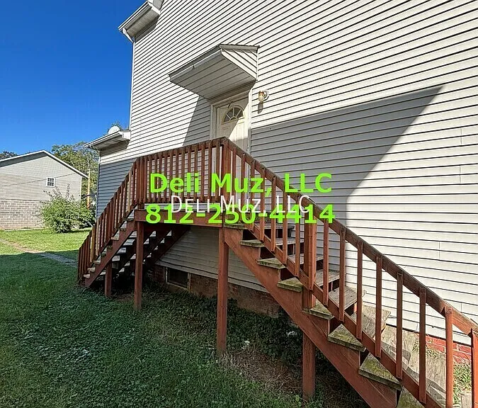 1427 Culver Dr #B — Photo 2