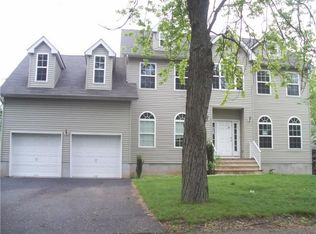 138 Alcoa Ave, Edison, NJ 08837