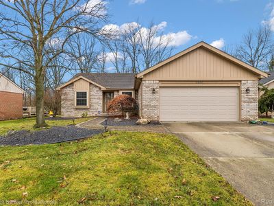 2730 Woodmont Dr W, Canton, MI, 48188