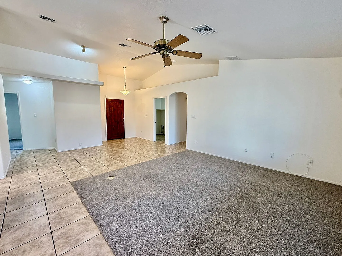 4 bed in Mesa Del Sol 11486 E Del Golfo — Photo 3