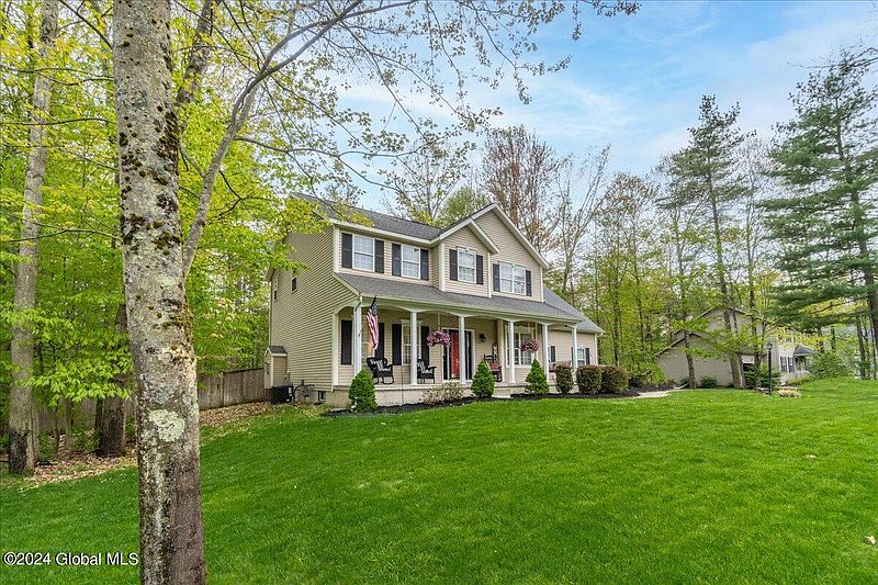 5th image of 7 Greylock Drive