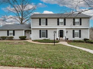 1558 Mason Valley Rd, Saint Louis, MO 63131