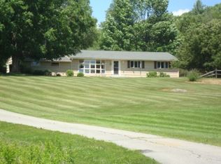 106 Abijah Bridge Rd, Weare, NH 03281