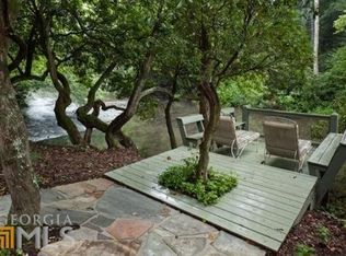 156 Sutton Pl, Ellijay, GA 30540