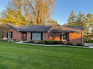 101 E Falcon Run, Pendleton, IN 46064