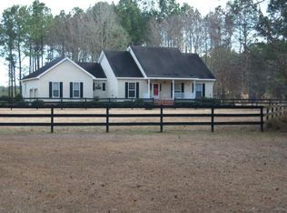 1912 Willow Point Rd, Effingham, SC 29541