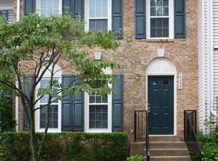 6048 Rockton Ct, Centreville, VA 20121