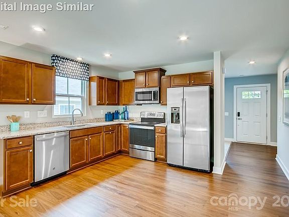 3rd image of 9618 Wardley Dr #133