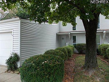 1st image of 296 Deepwood Dr