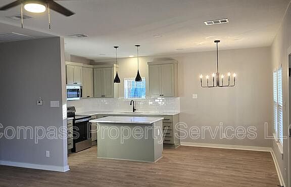 3rd image of 3208 Ethel Ave #3208