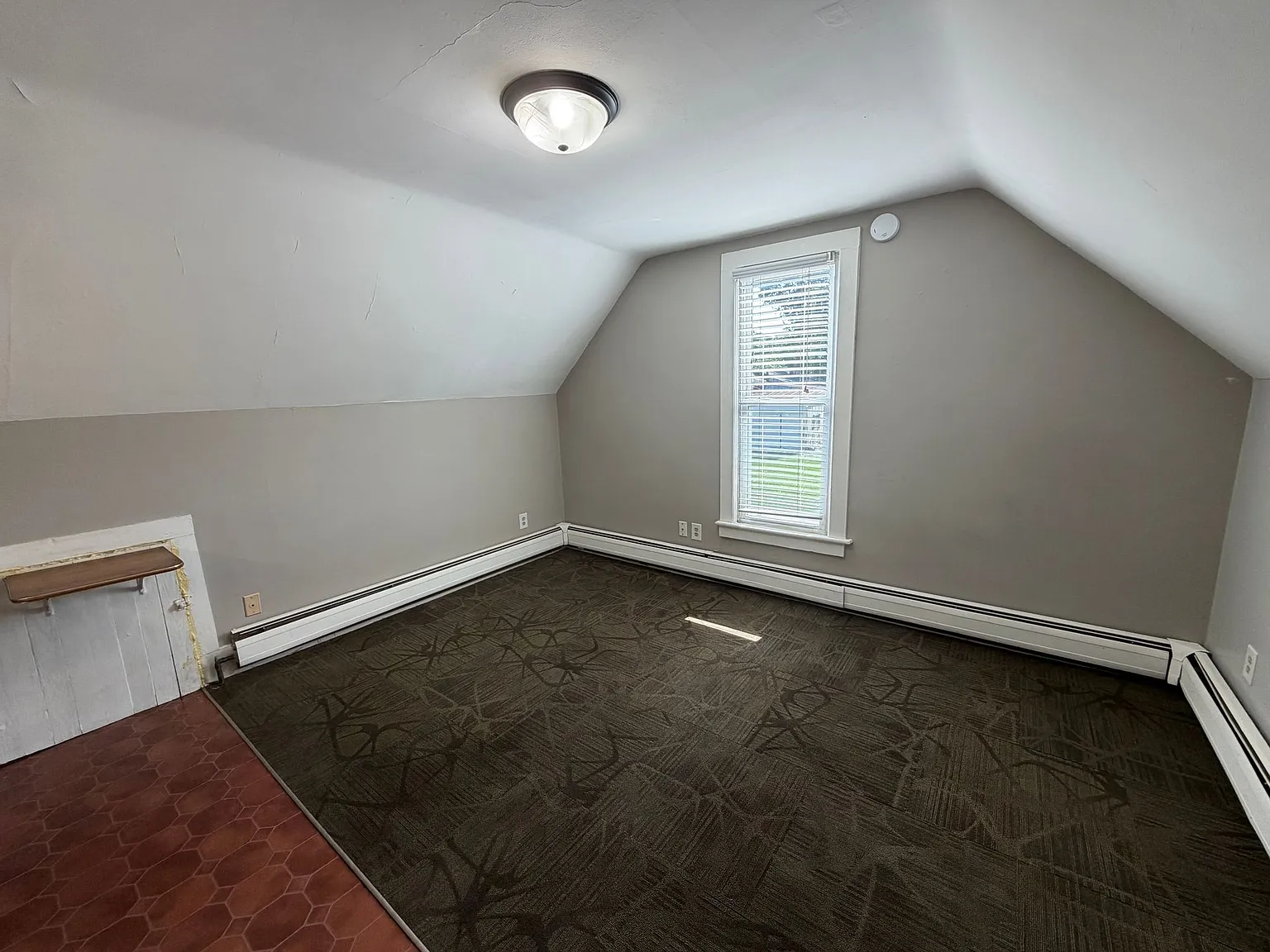 401 1/2 Queen St — Photo 2
