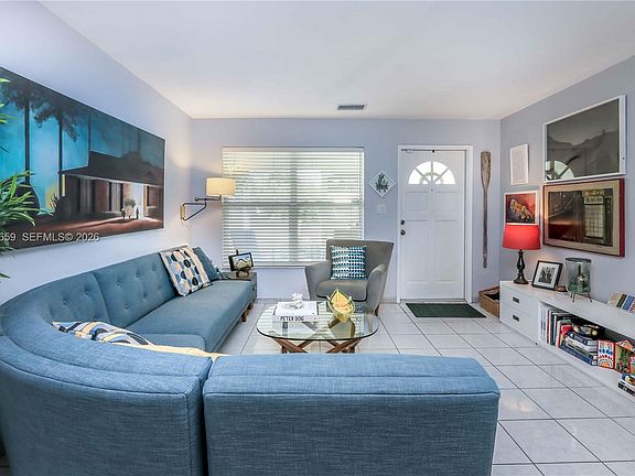 3rd image of 2209 N 15th Ave