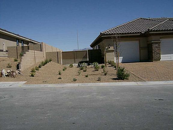 4th image of 9748 Cathedral Pines Ave