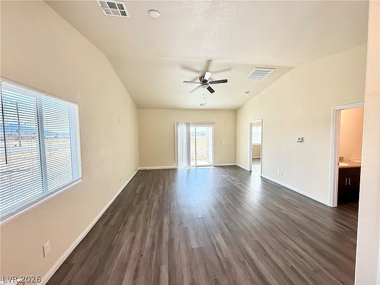 640 E Alabama St #3 — Photo 10