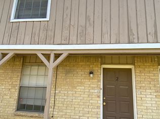 2111 W Hickory St APT 2, Denton, TX 76201