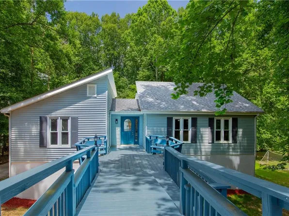 105 Devon Rd, Jamestown, NC 27282