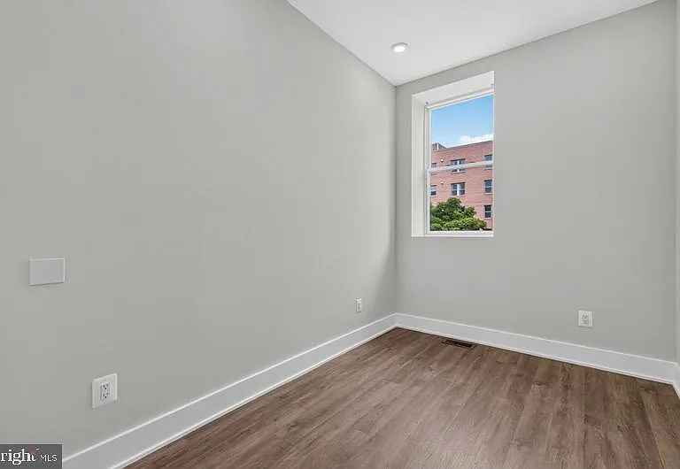 213 Seaton Pl NE #2 — Photo 29