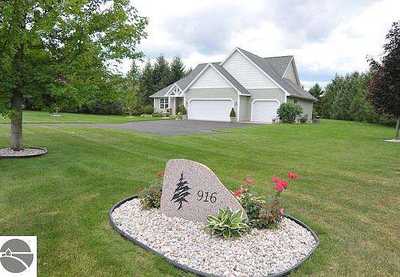 2nd image of 916 Jayrogers Ct